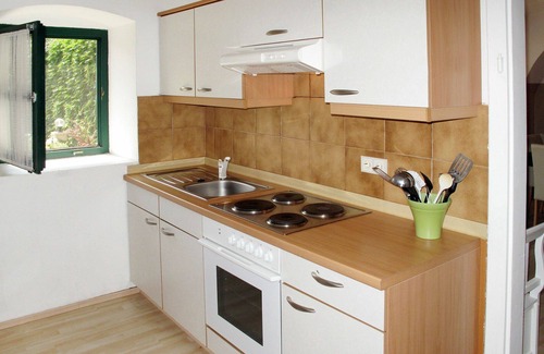 Morbisch am See Apartment | Cosy apartment for 7 people with WIFI, TV and terrace