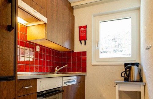 Saas Almagell Apartment | Cosy apartment for 2 people with WIFI, TV and balcony