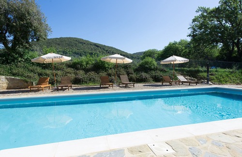 Villa A Sesta Apartment | Cosy apartment for 5 guests with A/C, WIFI, pool, TV, patio and panoramic view