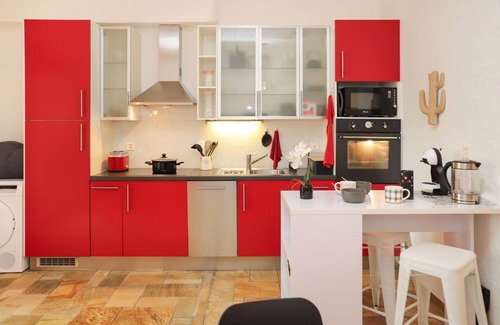 Bouveret Apartment | Cosy apartment for 2 people with WIFI, TV, terrace, pets allowed and panoramic view