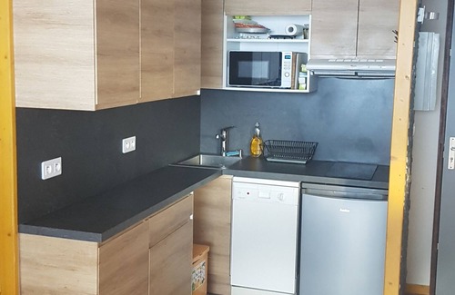 Montalbert Apartment | Cosy apartment for 4 people. Pied des pistes, Plein Sud