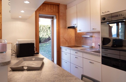Barboleusaz Apartment | Cosy apartment for 4 guests with WIFI, TV and terrace