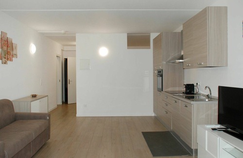 Bigogno Apartment | Cosy apartment for 4 guests with WIFI, pool, A/C, TV and panoramic view