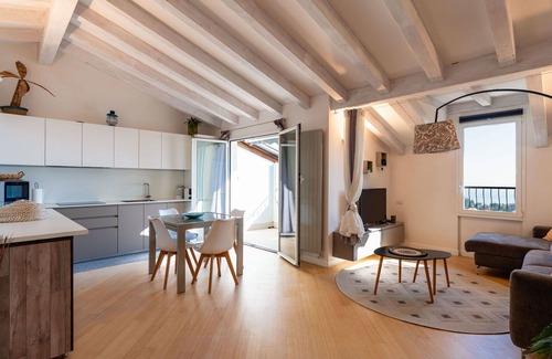 Alassio Apartment | Cosy apartment for 4 guests with A/C, private pool, WIFI, TV, terrace and pets allowed