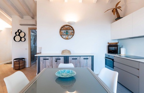 Alassio Apartment | Cosy apartment for 4 guests with A/C, private pool, WIFI, TV, terrace and pets allowed