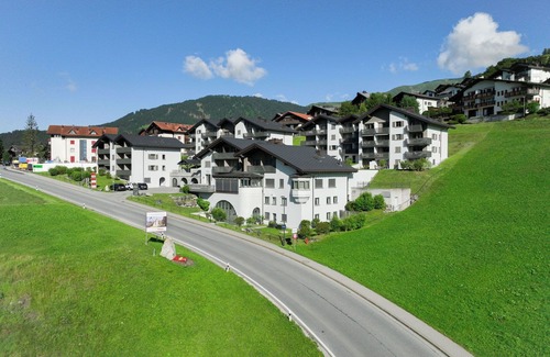 Falera Apartment | Cosy apartment for 4 guests with pool, WIFI, TV, patio, pets allowed and panoramic view