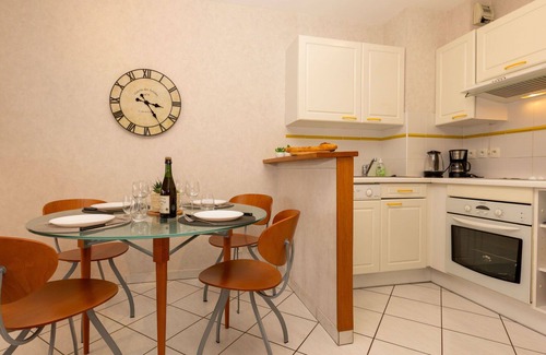 Saint-Igneuc Apartment | Cosy apartment for 4 guests with WIFI, TV, patio and pets allowed