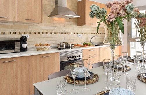 Cruce de Arinaga Apartment | Cosy apartment for 4 people with WIFI, TV and terrace