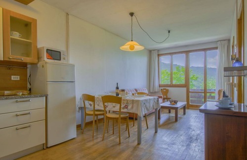Abetone Apartment | Cosy apartment for 4 people with WIFI, TV, terrace and pets allowed