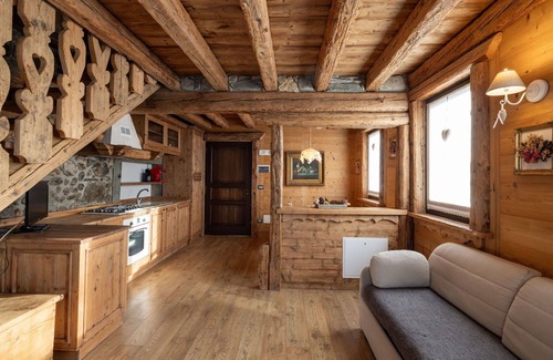 Ovaro Apartment | Cosy apartment for 4 people with WIFI, TV, pets allowed, panoramic view and parking