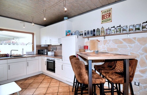 Brakel Apartment | Cosy apartment for 5 guests with WIFI, TV, terrace and pets allowed