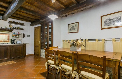 Montieri Apartment | Cosy apartment for 5 guests with WIFI, TV, terrace, pets allowed and parking