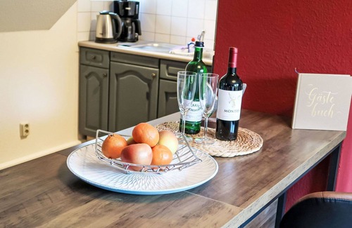 Waltersdorf Apartment | Cosy apartment for 5 people with WIFI, TV, pets allowed and parking
