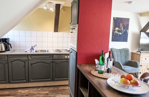 Waltersdorf Apartment | Cosy apartment for 5 people with WIFI, TV, pets allowed and parking