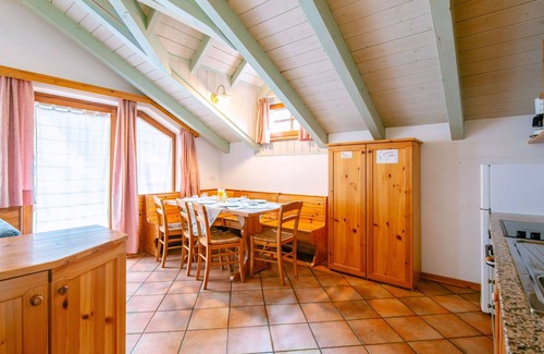 Fontanazzo Apartment | Cosy apartment for 6 guests with WIFI, TV and balcony