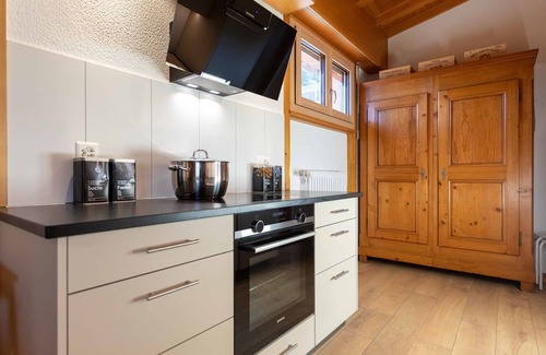 Ependes Apartment | Cosy apartment for 6 guests with WIFI, TV, terrace and panoramic view