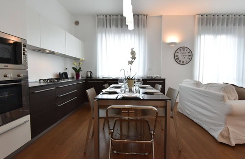 San Vittore Apartment | Cosy apartment for 6 guests with WIFI, A/C, TV, balcony and parking