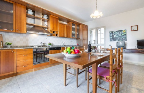 Muravera Apartment | Cosy apartment for 6 guests with A/C, TV, balcony and panoramic view