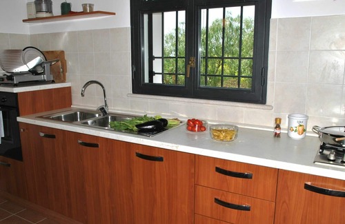 Itri Apartment | Cosy apartment for 6 people with pool, WIFI, TV, patio and pets allowed