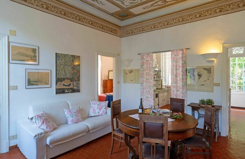 Prela Apartment | Cosy apartment for 9 guests with TV, patio and pets allowed