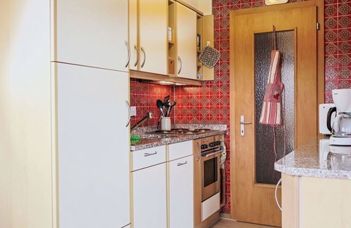 Sundlauenen Apartment | Cosy apartment for 4 people with WIFI and patio