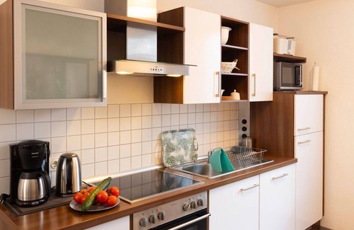 Lubmin Apartment | Cosy apartment for 4 guests with WIFI, TV, terrace and pets allowed