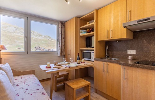 Tignes Apartment | Cosy apartment for 2 people with WIFI and TV