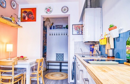Est Apartment | Cosy apartment for 2 people with A/C, TV and balcony