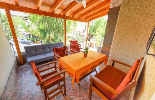 Vathi Apartment | Cosy Apartment in Samos Town