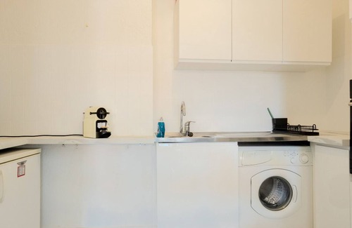Vence Apartment | Cosy apartment in Vence with swimming pool & parking