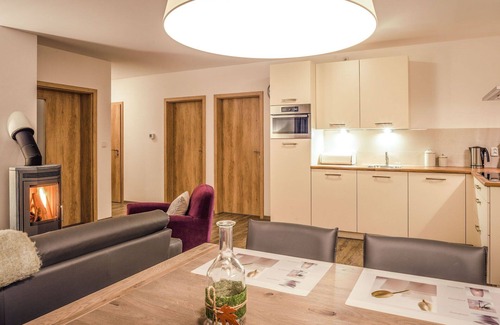 Lipno nad Vltavou House | Cosy apartment in villa for 6 guests with WIFI, TV, terrace, pets allowed and parking