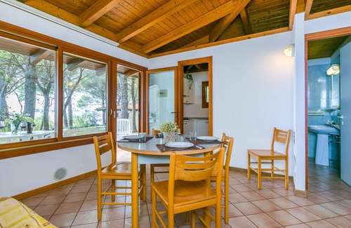 Grado House | Cosy apartment in villa for 6 guests with pool, WIFI, terrace and pets allowed