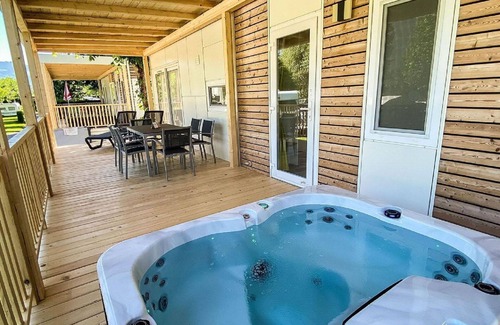 Ossiach House | Cosy apartment in villa for 4 people with WIFI, TV and terrace