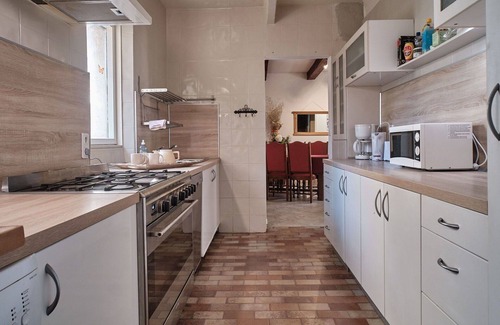 Sigonce Villa | Cosy apartment in villa for 8 people with pool, WIFI, TV, patio, pets allowed and panoramic view