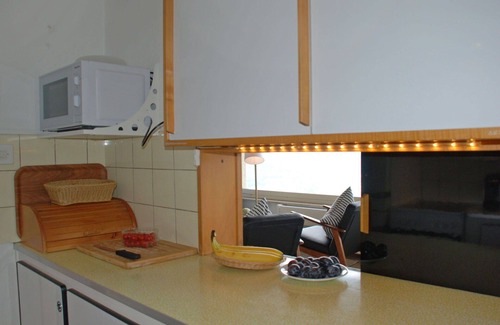 Aldesago House | Cosy apartment in villa with private pool, WIFI, TV, terrace, pets allowed and panoramic view