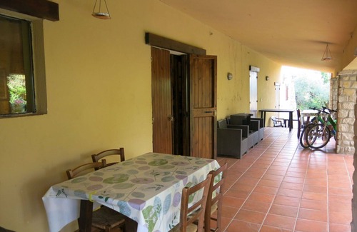 Casalbordino House | Cosy apartment in villa for 6 people with pool, WIFI, TV and terrace