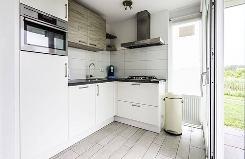 Municipality of Vlissingen House | Cosy apartment in villa for 4 guests with WIFI, TV, terrace and pets allowed