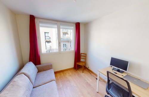 Minimes - Barriere de Paris Apartment | Cosy apartment near city center