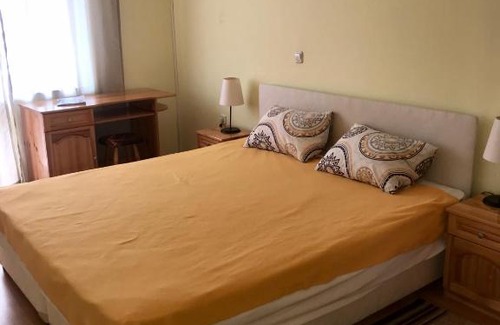 Odesos Apartment | Cosy Apartment with beautiful terrace in the heart of Varna