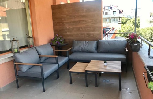 Odesos Apartment | Cosy Apartment with beautiful terrace in the heart of Varna
