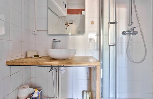 2nd Arrondissement Apartment | Cosy Appartement au Coeur du Quartier le Panier