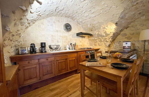 La Garde-Adhemar Cottage | Cosy atmosphere in the heart of a listed village