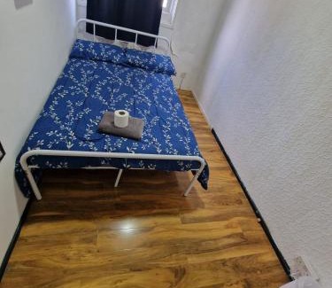 Crofton Park House | Cosy Beds & Rooms