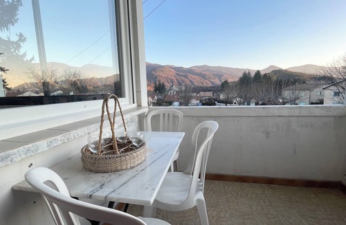 Chateauvieux Apartment | Cosy, bright apartment in a character house. Ideally located