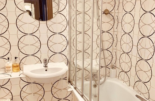 Brompton & Hans Town Apartment | Cosy Central Chelsea Condo