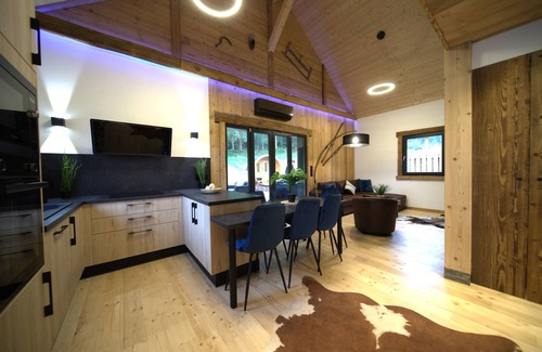 Anould Ski Chalet | Cosy chalet & top-of-the-range comfort Sauna~Spa~Clim for Vosges and Alsace tours