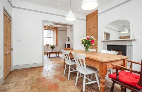 Litcham House | Cosy Cottage