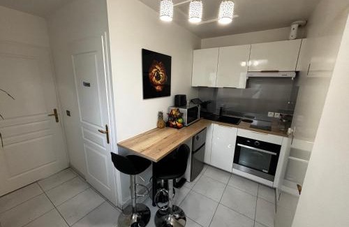 Chanteloup-en-Brie House | Cosy Disney Studio - Disneyland Paris