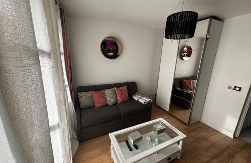 Chanteloup-en-Brie House | Cosy Disney Studio - Disneyland Paris