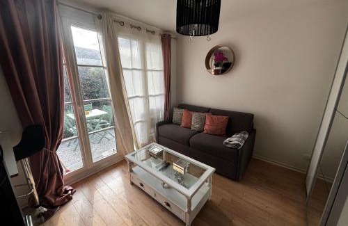 Chanteloup-en-Brie House | Cosy Disney Studio - Disneyland Paris